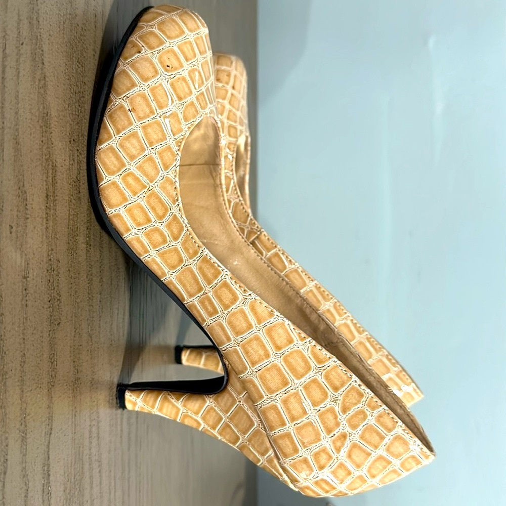 Tan snake skin looking heels (not real snakeskin)